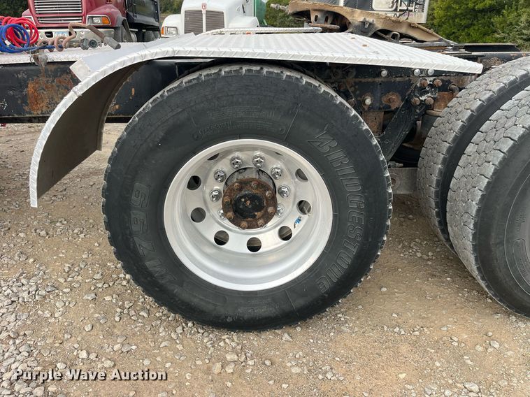 image for item DP2056 1979 Kenworth W900A  semi truck