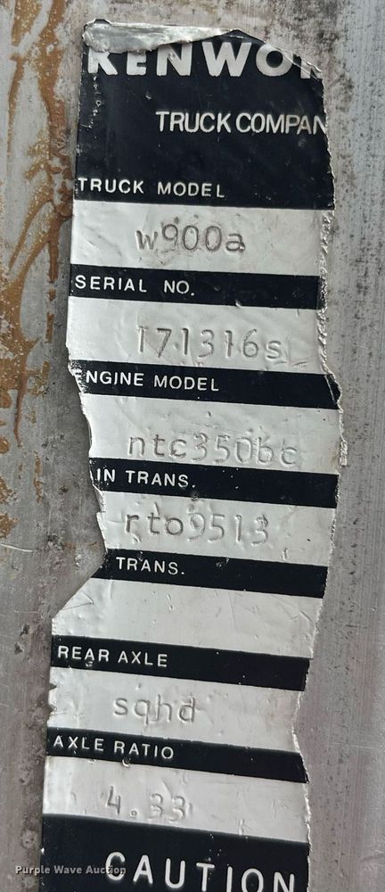 image for item DP2056 1979 Kenworth W900A  semi truck