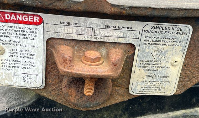 image for item DP2059 2000 Volvo VNL  semi truck