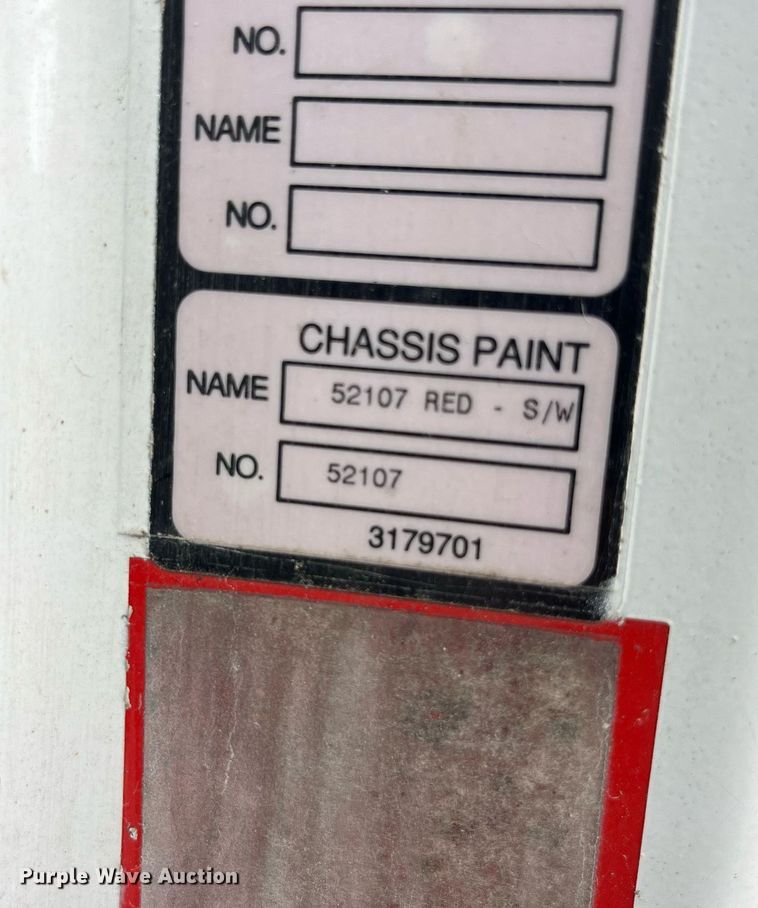 image for item DP2059 2000 Volvo VNL  semi truck