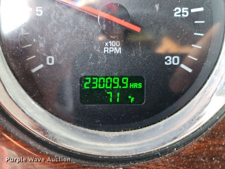 image for item DP2411 2007 Kenworth T600  semi truck