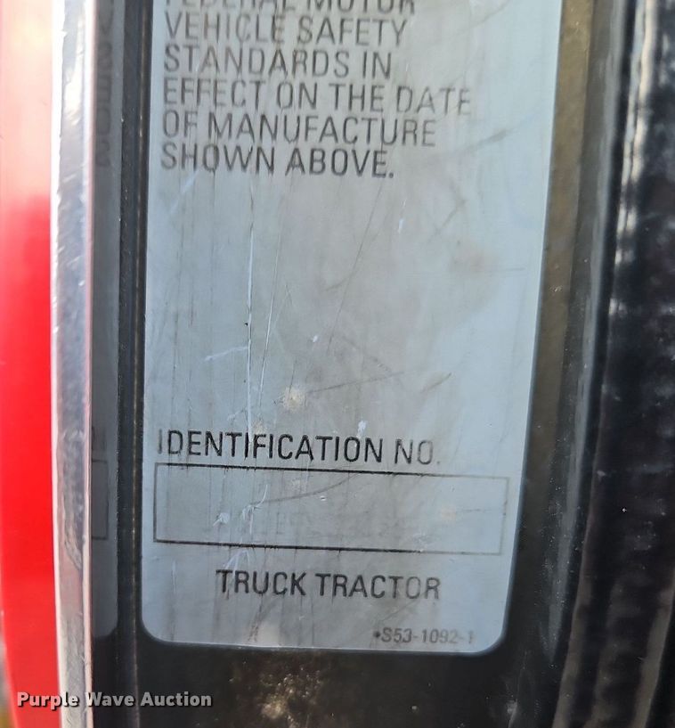 image for item DP2411 2007 Kenworth T600  semi truck