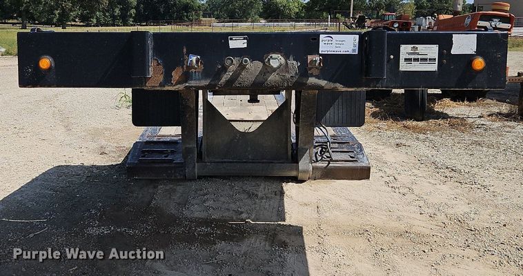 image for item DP2421 2010 Landoll Hauloll 825C lowboy equipment trailer