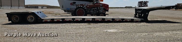 image for item DP2421 2010 Landoll Hauloll 825C lowboy equipment trailer