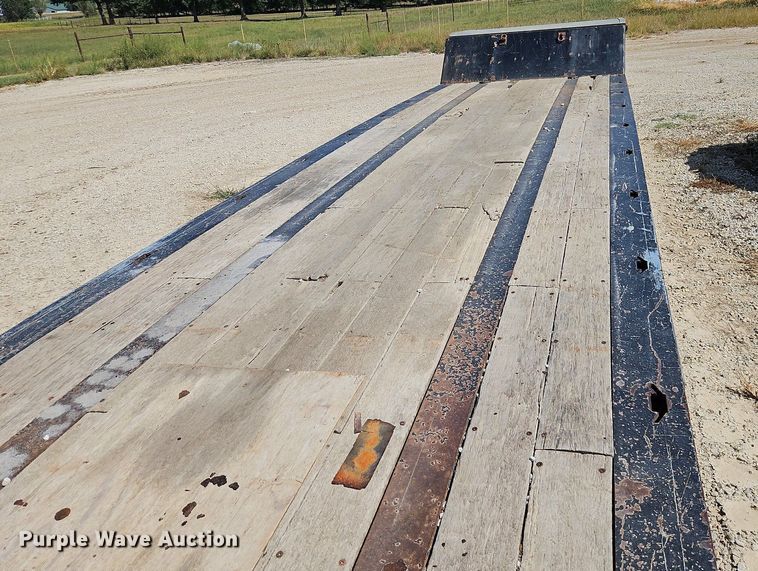 image for item DP2421 2010 Landoll Hauloll 825C lowboy equipment trailer