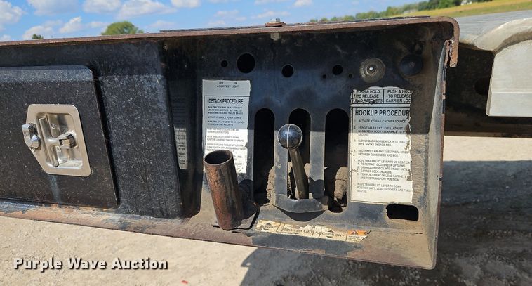 image for item DP2421 2010 Landoll Hauloll 825C lowboy equipment trailer