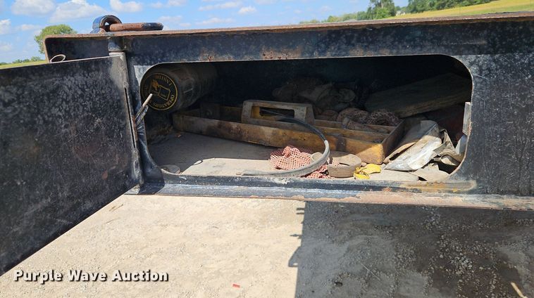 image for item DP2421 2010 Landoll Hauloll 825C lowboy equipment trailer