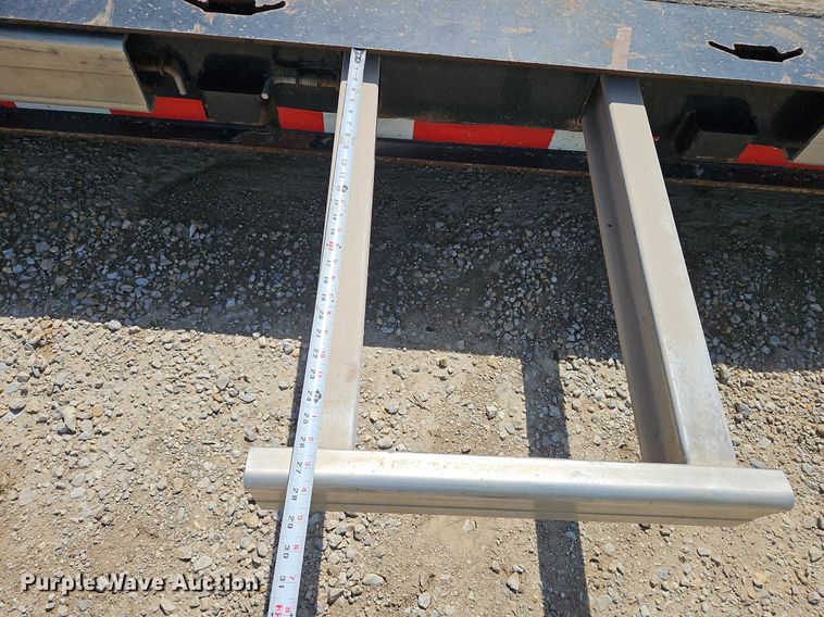 image for item DP2421 2010 Landoll Hauloll 825C lowboy equipment trailer