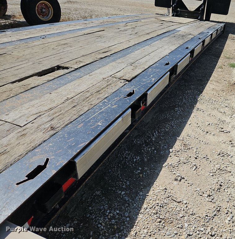 image for item DP2421 2010 Landoll Hauloll 825C lowboy equipment trailer