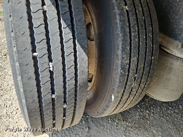 image for item DP2421 2010 Landoll Hauloll 825C lowboy equipment trailer