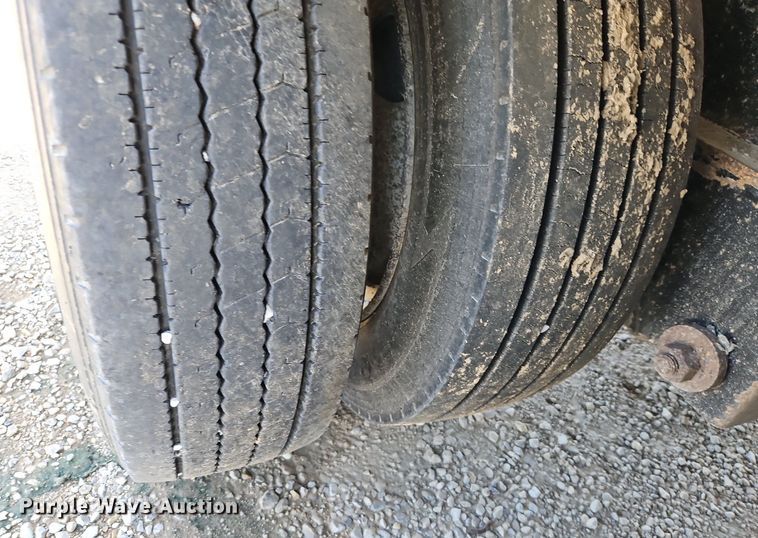 image for item DP2421 2010 Landoll Hauloll 825C lowboy equipment trailer