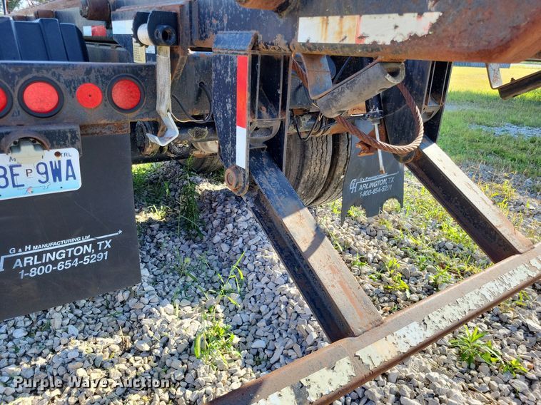 image for item DP5241 2003 G & H 1700/1500  roll-off container trailer