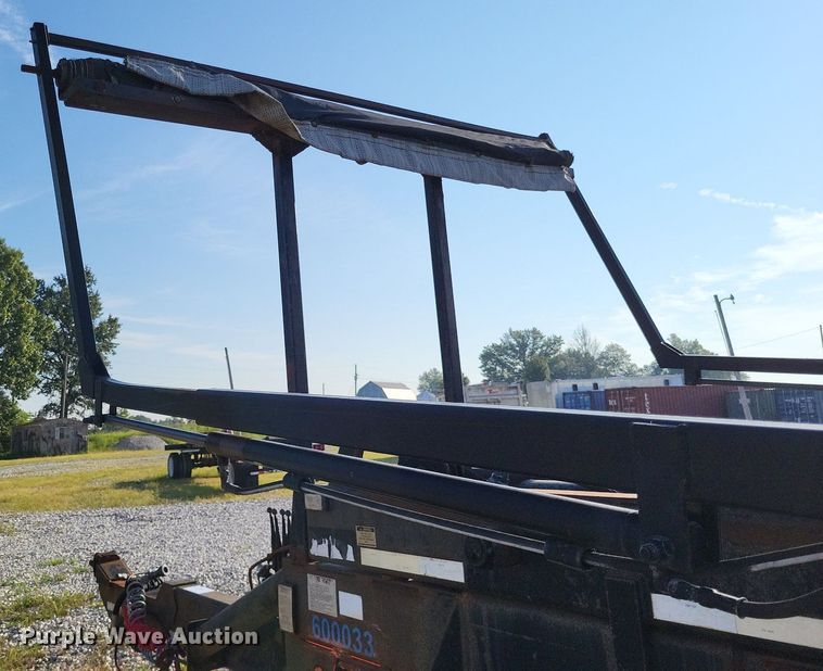 image for item DP5241 2003 G & H 1700/1500  roll-off container trailer