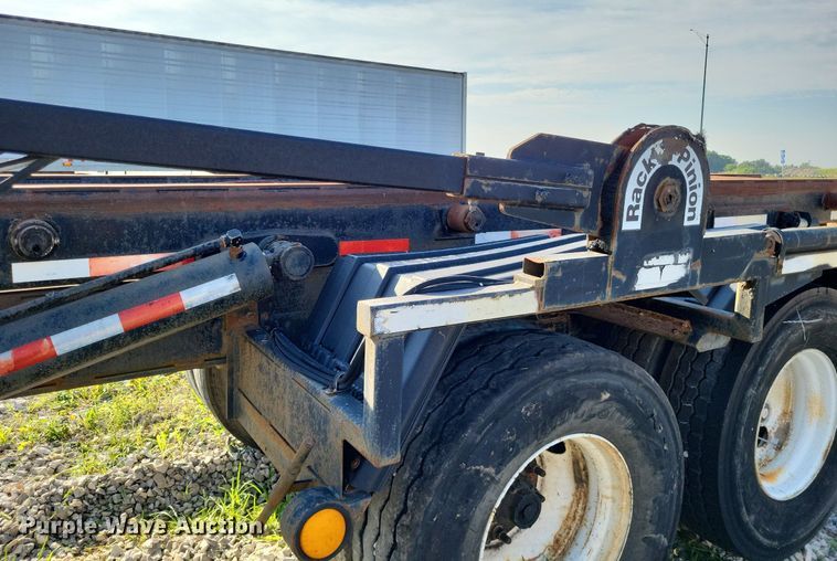 image for item DP5241 2003 G & H 1700/1500  roll-off container trailer