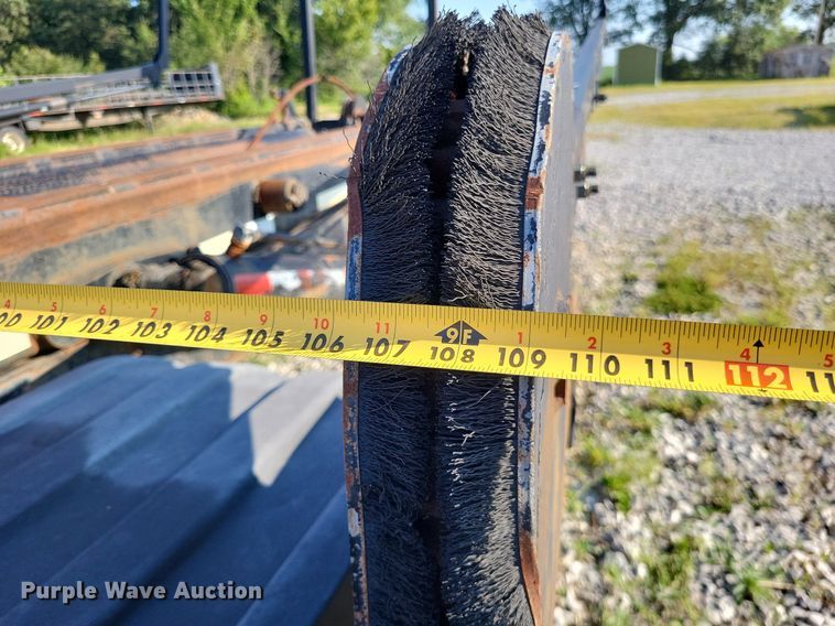 image for item DP5241 2003 G & H 1700/1500  roll-off container trailer