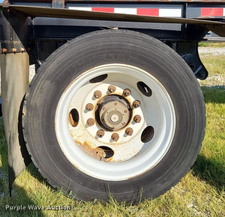 image for item DP5242 2006 Galbreath SP2A  container trailer