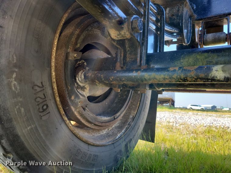 image for item DP5242 2006 Galbreath SP2A  container trailer