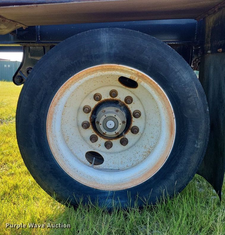 image for item DP5242 2006 Galbreath SP2A  container trailer