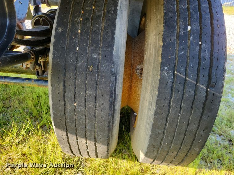 image for item DP5242 2006 Galbreath SP2A  container trailer