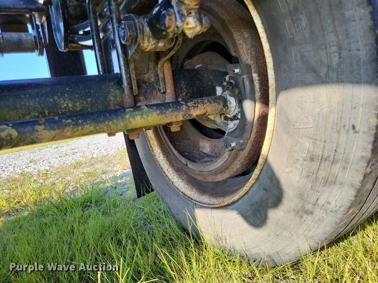 image for item DP5242 2006 Galbreath SP2A  container trailer