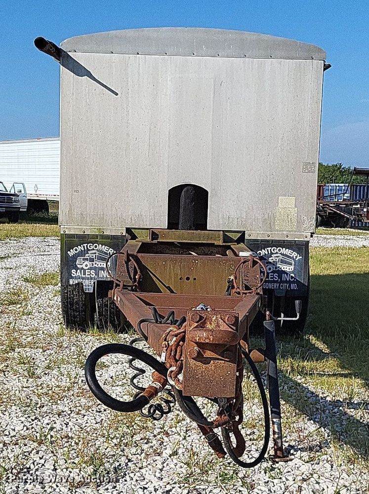 image for item DP5243 1993 Shop built  end dump pup trailer