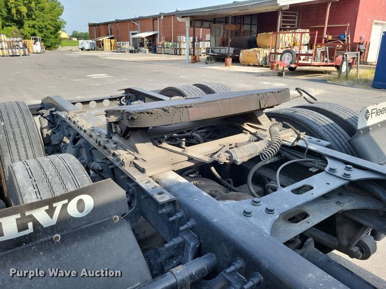 image for item DP5249 2019 International RH613  semi truck