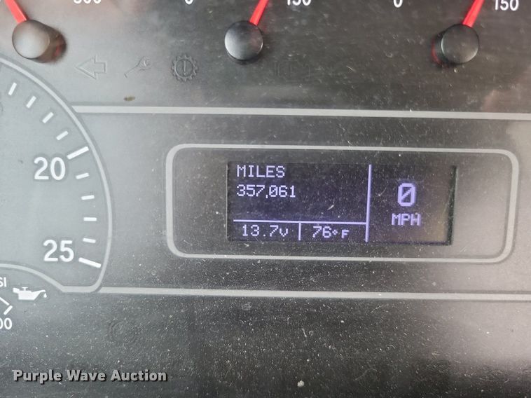 image for item DP5249 2019 International RH613  semi truck