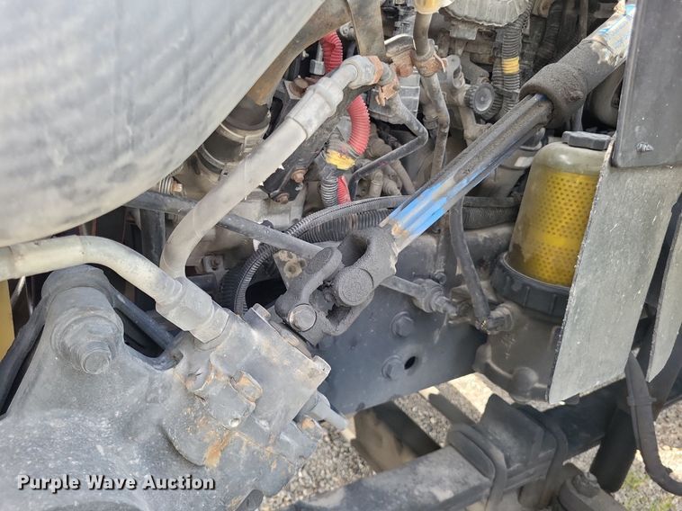 image for item DP5249 2019 International RH613  semi truck