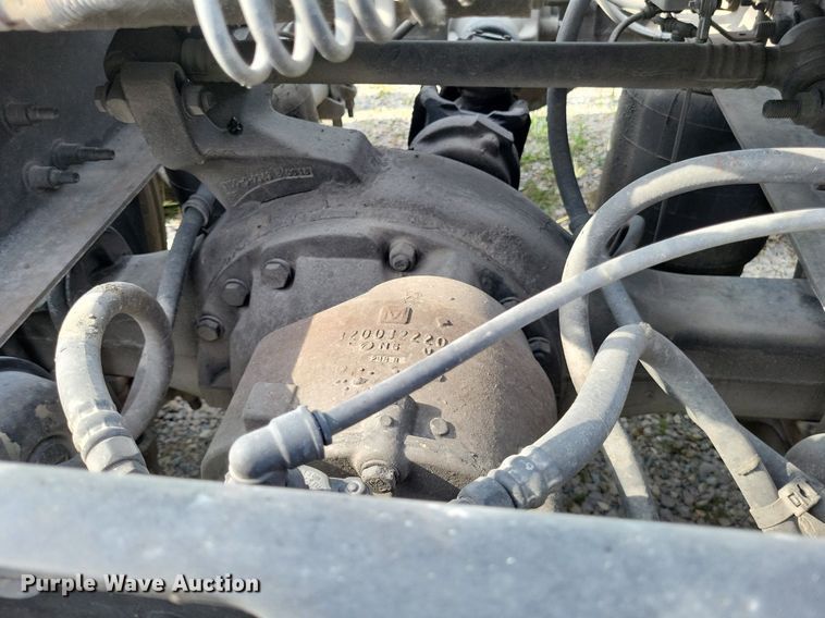 image for item DP5249 2019 International RH613  semi truck