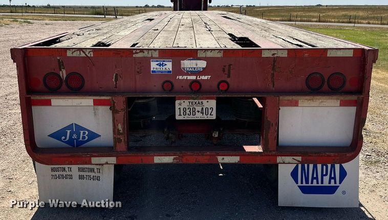 image for item DQ1417 2007 Lufkin  flatbed trailer