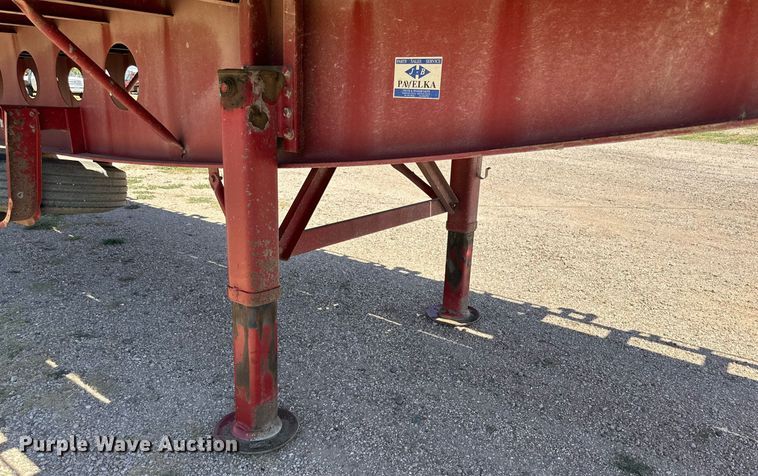 image for item DQ1417 2007 Lufkin  flatbed trailer