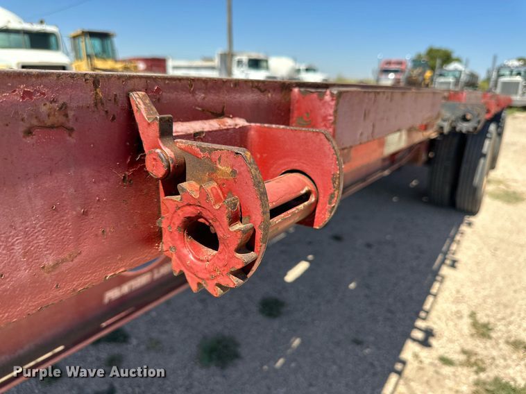 image for item DQ1417 2007 Lufkin  flatbed trailer