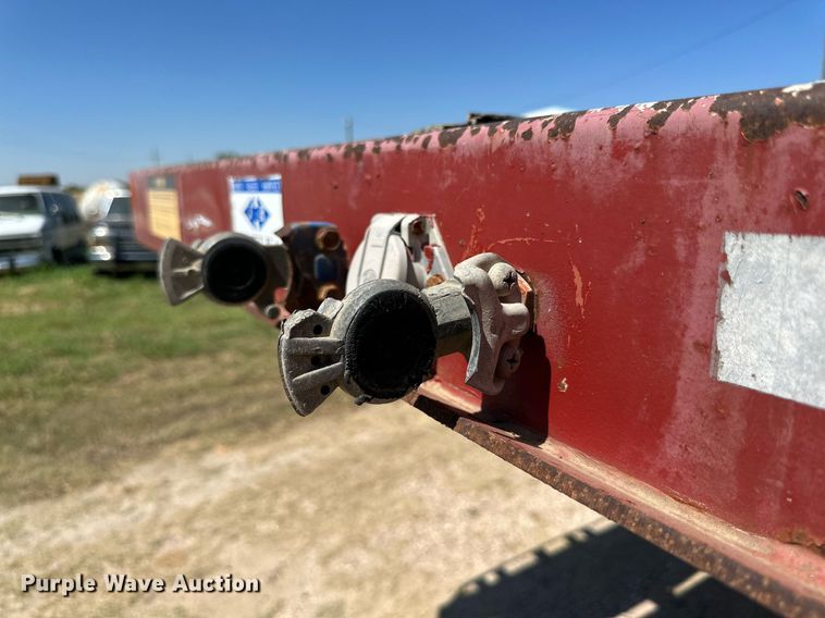 image for item DQ1417 2007 Lufkin  flatbed trailer