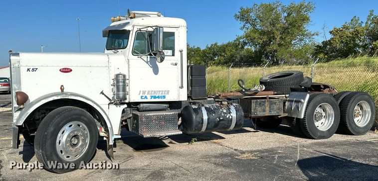 image for item DS7164 1973 Peterbilt 359ST  semi truck
