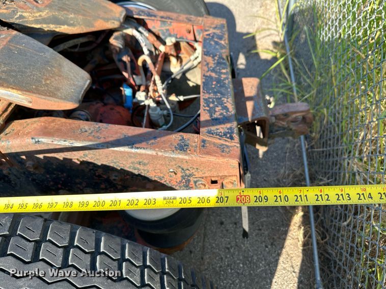 image for item DS7164 1973 Peterbilt 359ST  semi truck