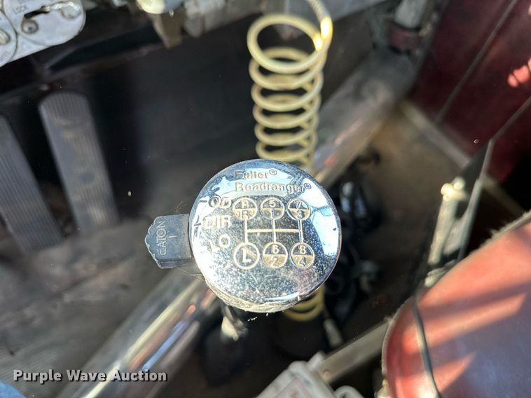 image for item DS7164 1973 Peterbilt 359ST  semi truck