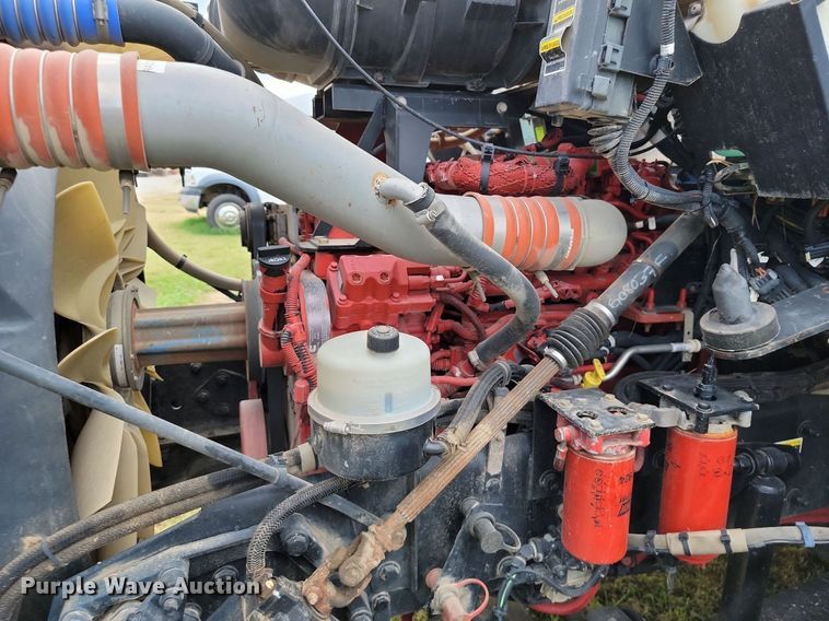 image for item JE9564 2012 Kenworth T440  mobile command center truck