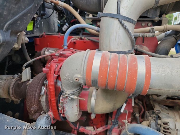 image for item JE9564 2012 Kenworth T440  mobile command center truck