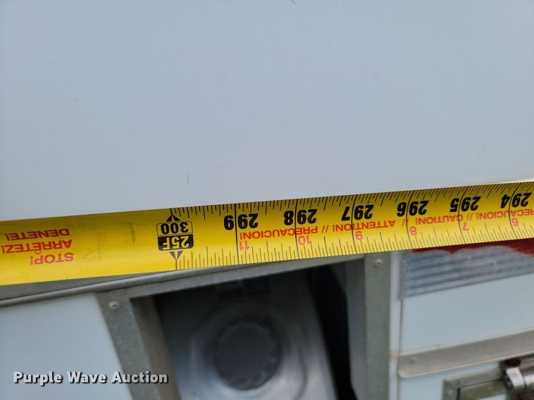 image for item JE9564 2012 Kenworth T440  mobile command center truck