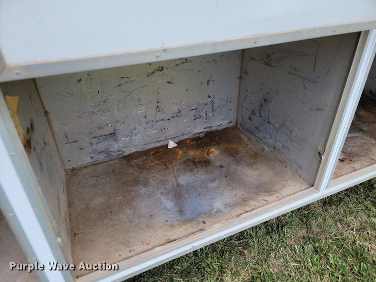 image for item JE9564 2012 Kenworth T440  mobile command center truck