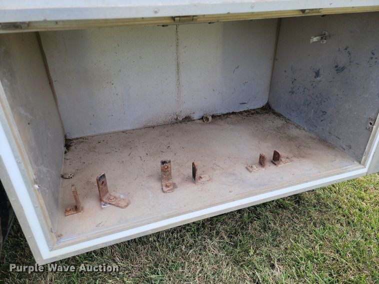 image for item JE9564 2012 Kenworth T440  mobile command center truck