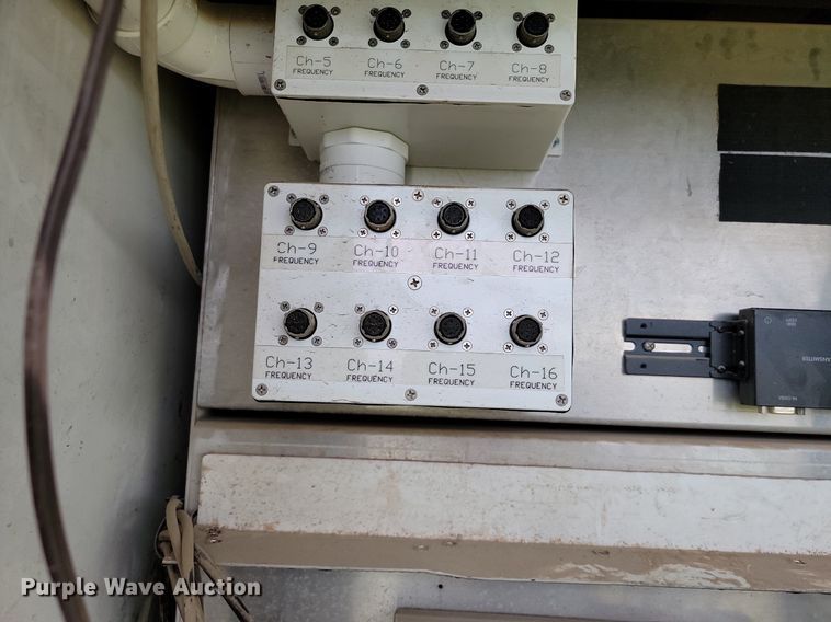 image for item JE9564 2012 Kenworth T440  mobile command center truck