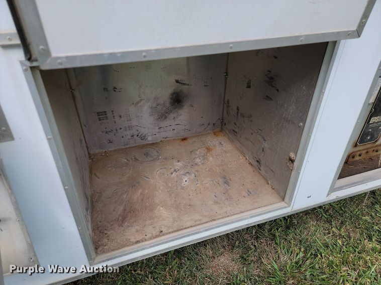 image for item JE9564 2012 Kenworth T440  mobile command center truck