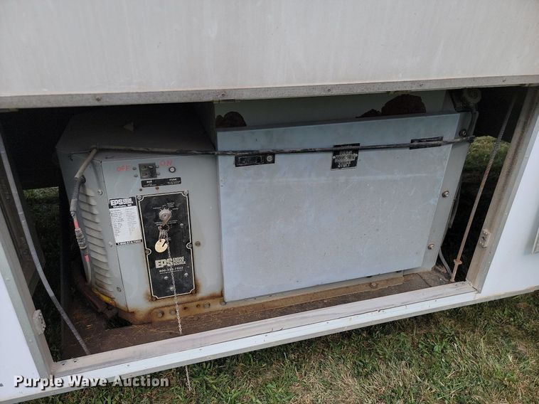 image for item JE9564 2012 Kenworth T440  mobile command center truck