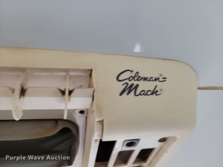 image for item JE9564 2012 Kenworth T440  mobile command center truck