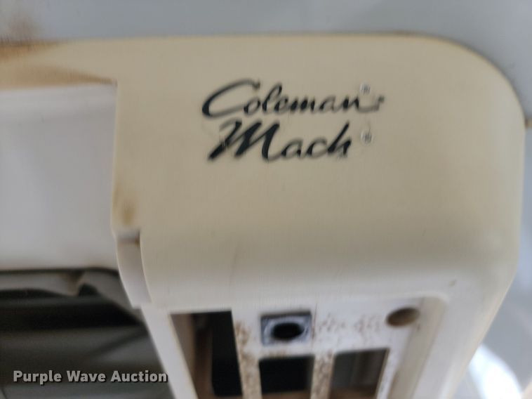 image for item JE9564 2012 Kenworth T440  mobile command center truck