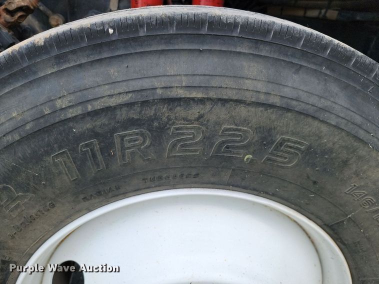 image for item JE9564 2012 Kenworth T440  mobile command center truck