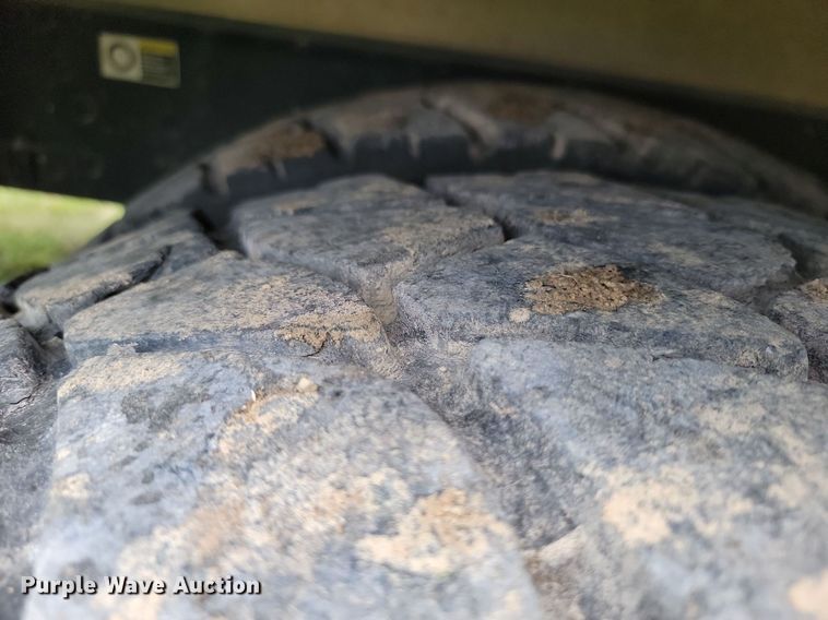 image for item JE9564 2012 Kenworth T440  mobile command center truck