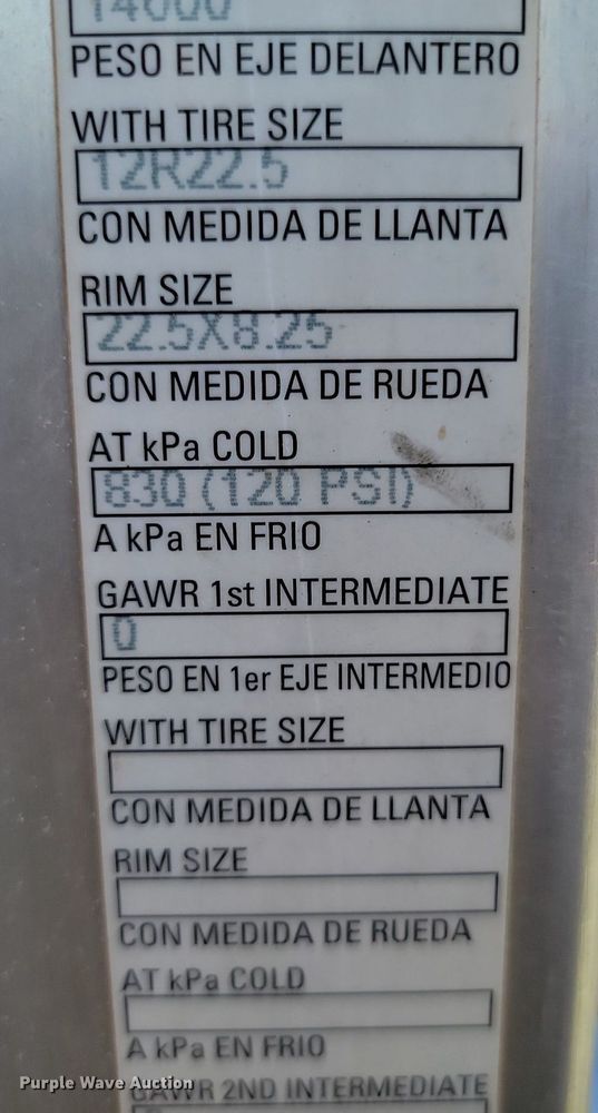 image for item JE9564 2012 Kenworth T440  mobile command center truck