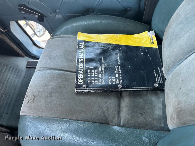 image for item KW9075 1996 International 9200  semi truck